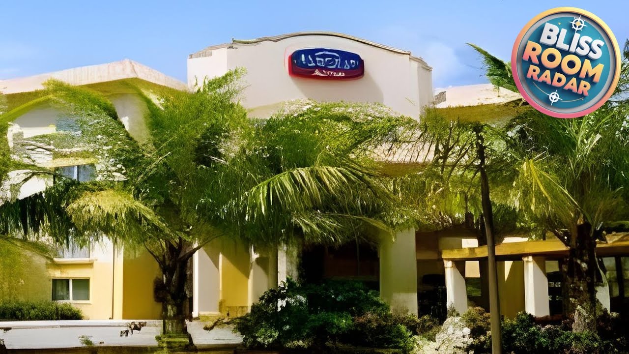 Holiday Inn Express & Suites Naples Downtown - 5th Avenue | United States 🏩