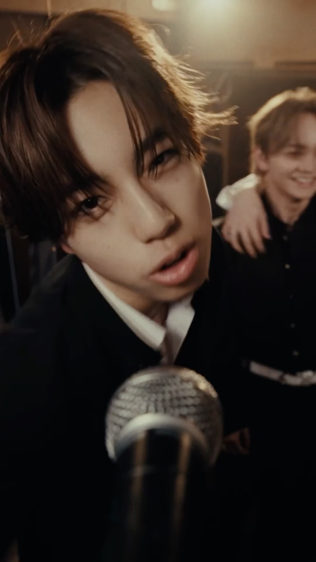 STARGLOW 'Good Boys Anthem' Mic Performance Video #STARGLOW