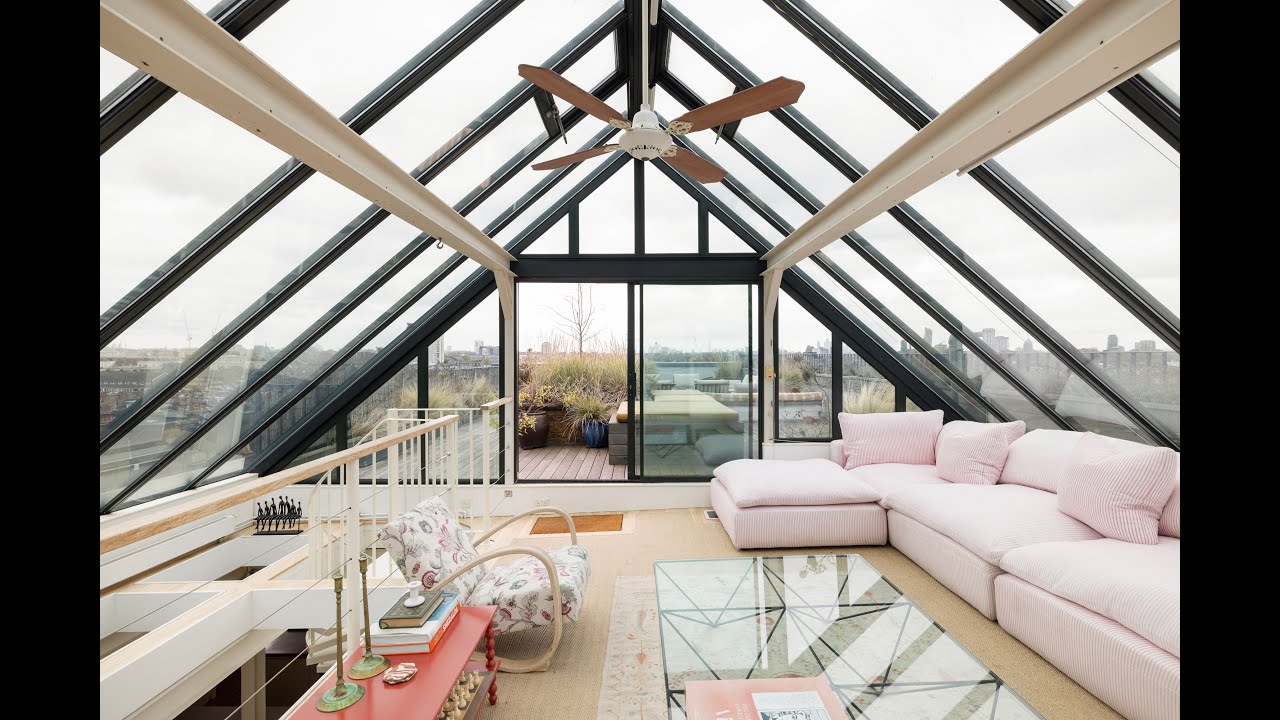 Picture of A penthouse in a former factory topped by a roof terrace with ...