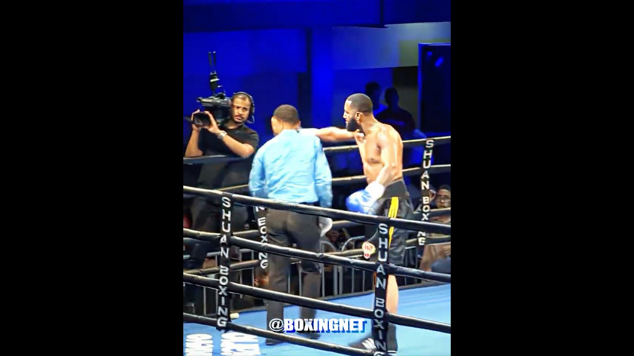 Don’t Mess With Referee! #ufc #boxing #ufc #mma