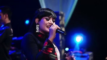 POTRET TUA-SELLY PRAWOTO-TRIAS MUSIC BERINGIN SINGGAHAN 2019