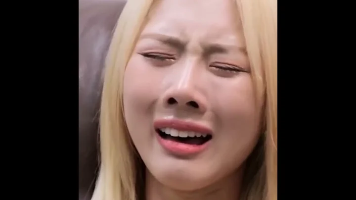 They hypnotised her and she saw her dead dad 💔 #shorts (the name of the kpop group is dreamcatcher)