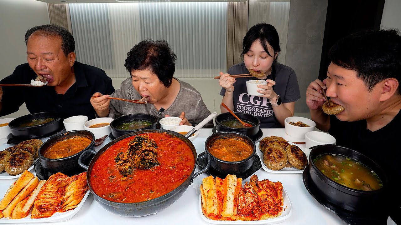 Камджатхан без костей, кальбитхан и жареные котлеты из ребрышек — шоу еды в Мукбанге