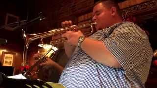 Video thumbnail of "Trumpet Battle!"