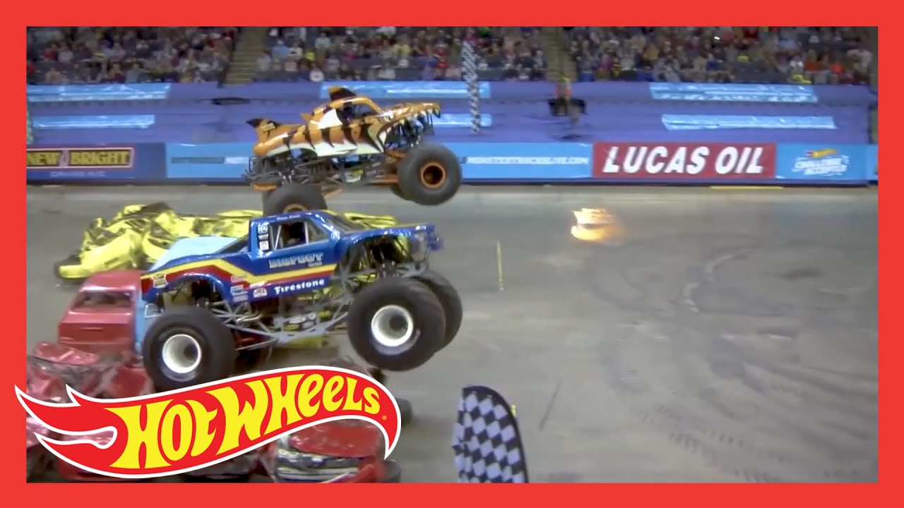 THE MOST EPIC LIVE MONSTER TRUCK STUNTS! 💥 Monster Trucks Live! Hot Wheels