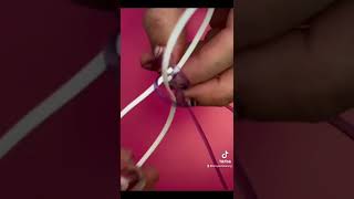 How to do the BOX stitch for #lanyards #boondoggle #scoubidou #scoobies #diy
