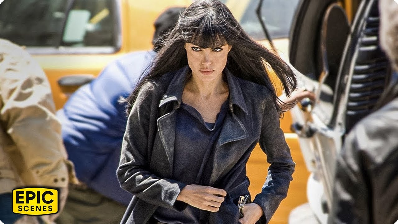 Angelina Jolie Strikes – SALT’s Most Shocking Assassination Scene