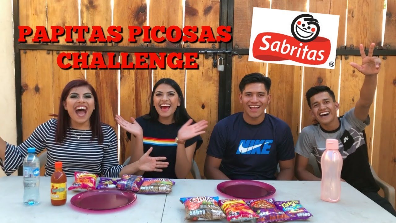 -EL RETO De Las SABRITAS PICOSAS con salsa- - YouTube