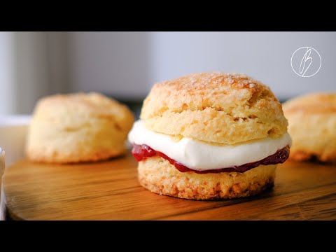 Video PERFECT SCONES IN BRITISH AFTERNOON TEA | # bakemyyyday - youtube