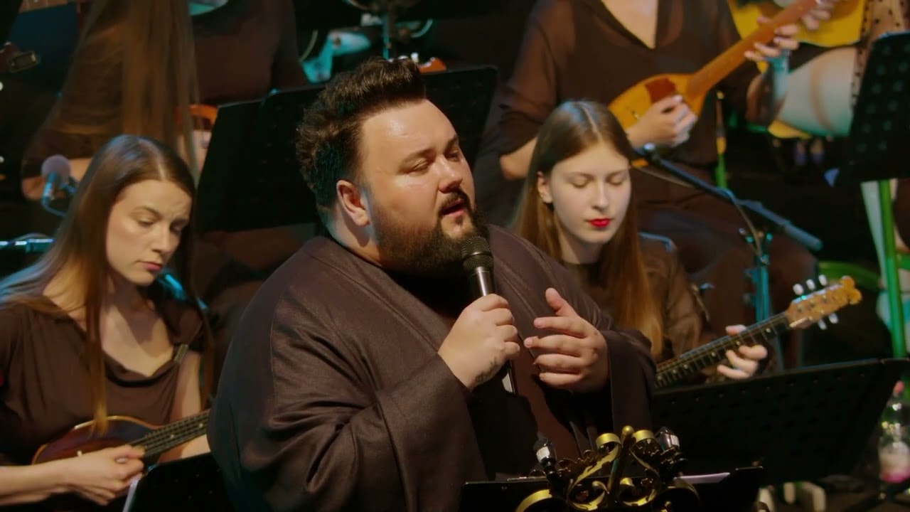 Jesen stiže dunjo moja - Tamburaški orkester Dobréč feat. Jacques Houdek