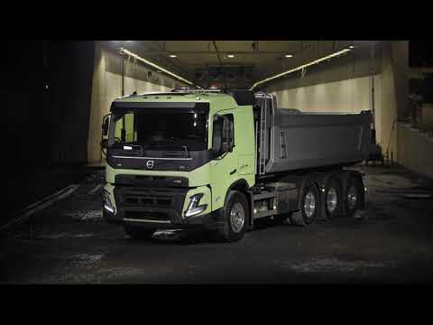 volvo-trucks-–-the-new-volvo-fmx-exterior-walkaround