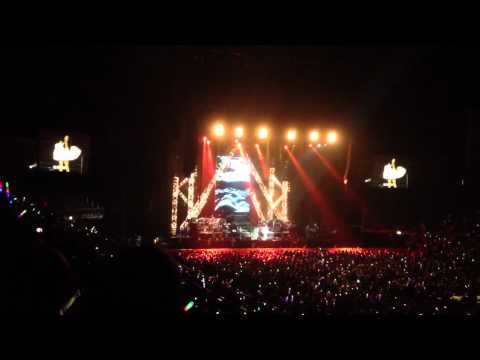 Amei 2012 London O2 Concert- 哭海 & 我要快樂