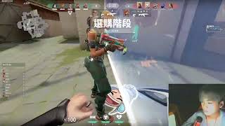 厂房BOSS堵在角落 这次换我用车把它给堵住 真是大快人心 1