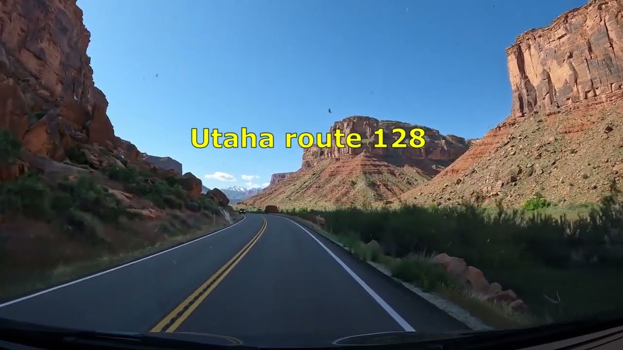 Upper Colorado River Scenic Byway. (Utaha State Route 128)