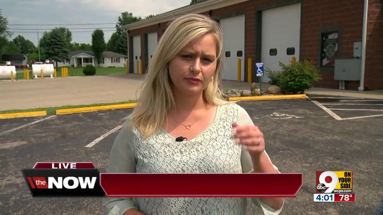 Toddler, grandmother killed by falling tree - YouTube