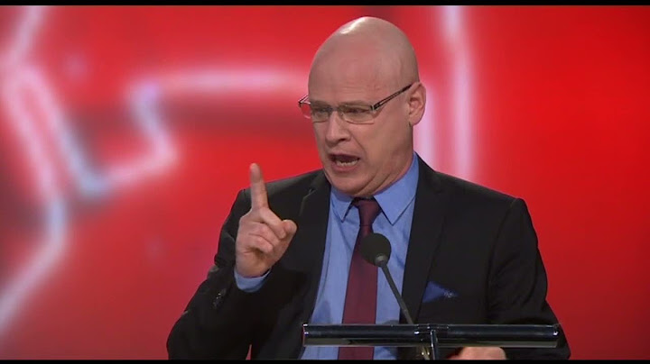 Hög Robert Gustafsson spårar ur rejält - Parlamentet (TV4)