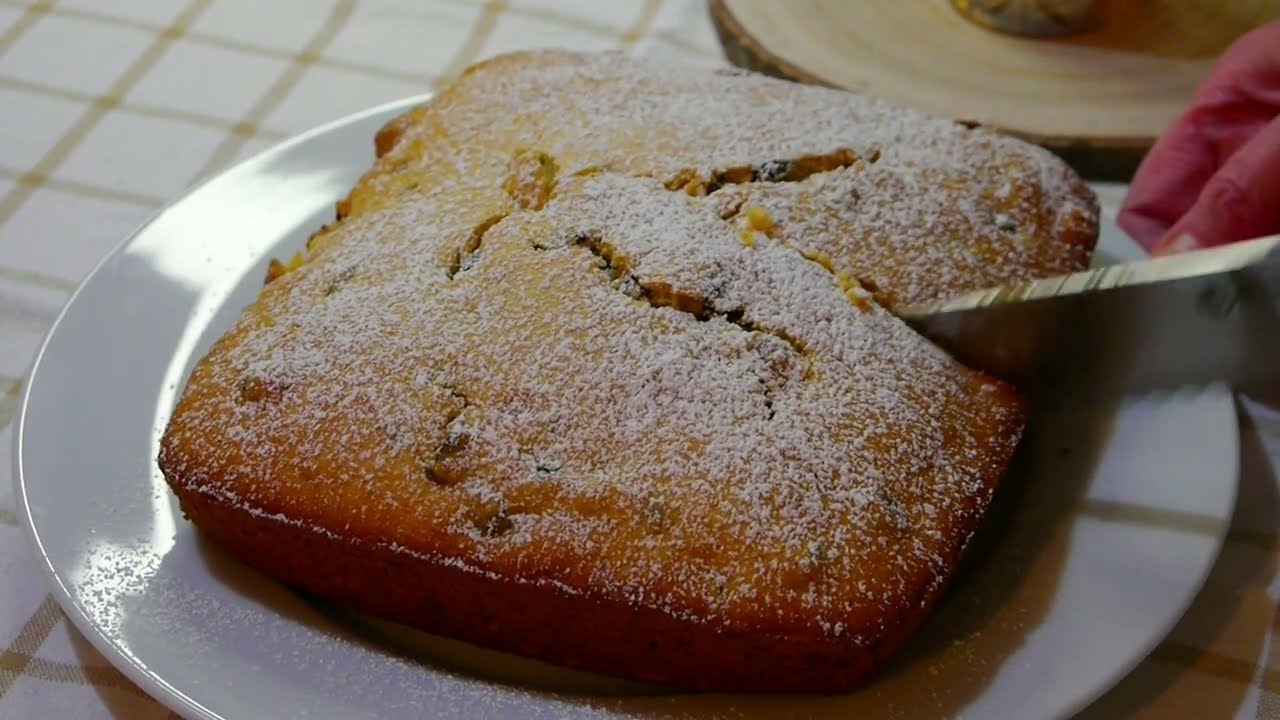 Delicious Soft and Fluffy Raisin Cake in 5 Minutes of Prep. Easy Recipe