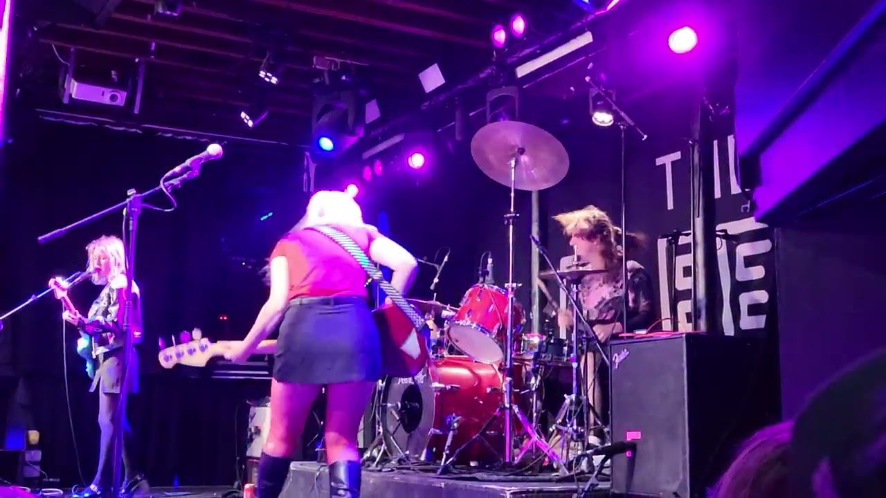 Lambrini Girls - The Fleece - 1st Apr 2025