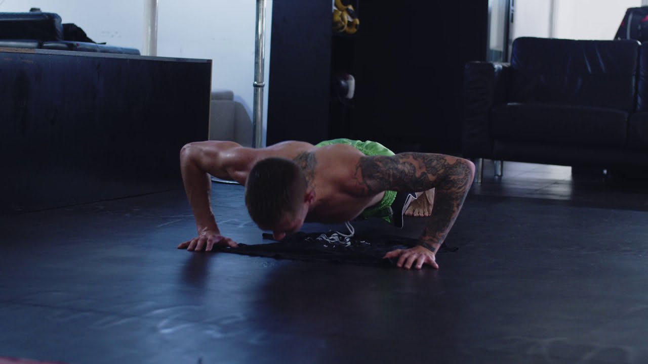 ATHLETIC Man Doing Push-Ups - ULTRA HIGH DEFINITION Stock Footage
