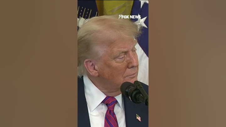 WATCH: Trump takes in applause over firing SEC chair #sec #shorts #biden #trump