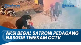 Detik-detik Pedagang Nasi Goreng Brebes Dibegal Pemuda Bersenjata Tajam Terekam CCTV