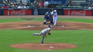 LAD@ATL: Castro hits an RBI double to left field