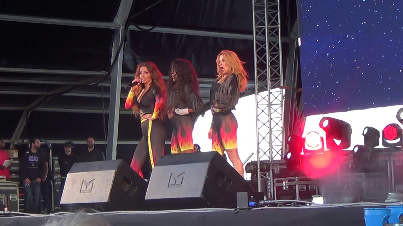 ESCKAZ in Lisbon: Eleni Foureira (Cyprus) - Reggaeton/Tranquila (at Eurovillage)