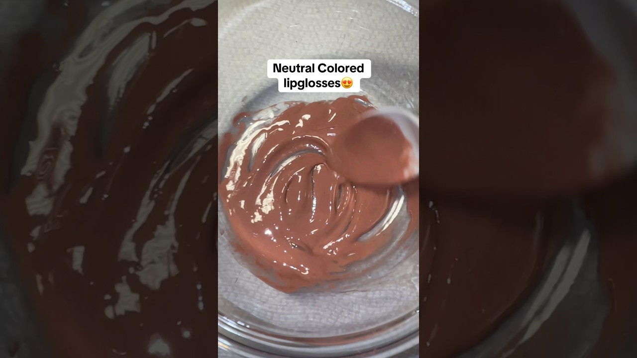 #lipgloss #beautymakeup #makeup #smallindustries #makeupproducts #smallbusiness #cosmetics #beauty