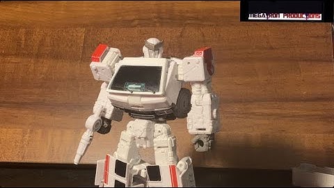 Ratchet Transformation (Transformers Stop-Motion Short)