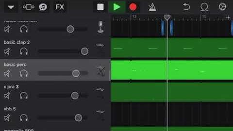 How to make a hard trap beat 🔥on garage band IOS