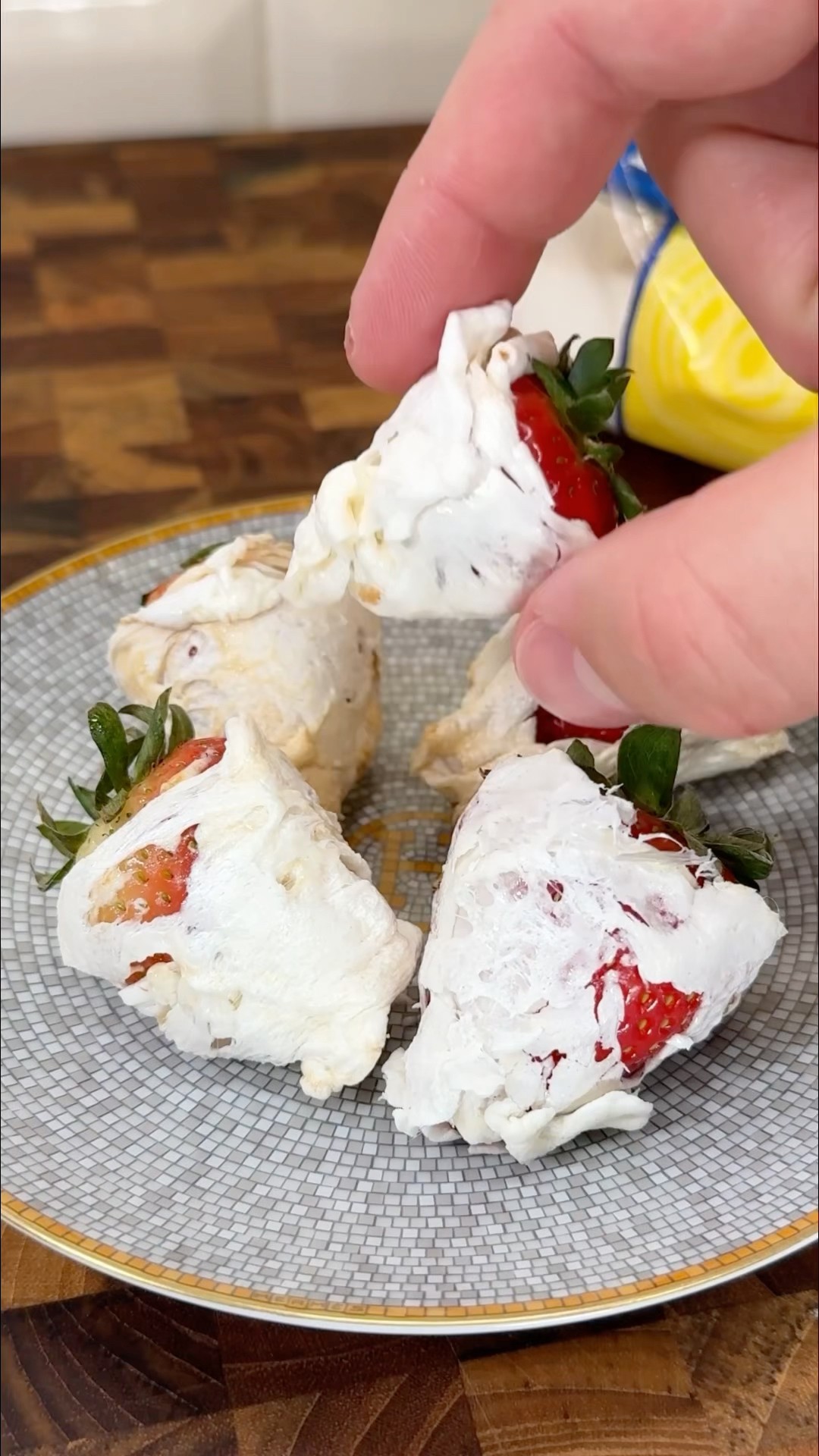 Marshmallow covered strawberries ? #shorts