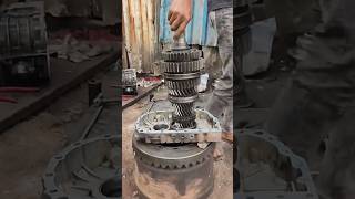 Ashok Leyland Bs6 850 high speed gear box fitting #mechanical #automobile #viralvideo