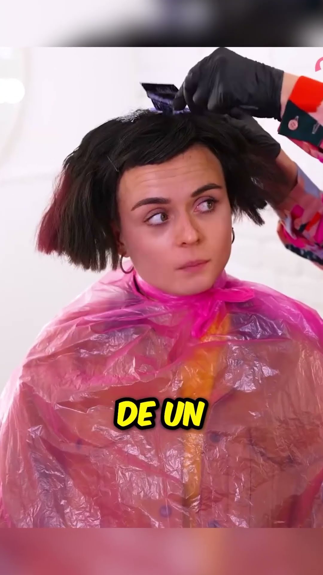 Perdió su cabello largo para siempre, así que se hizo un cambio de look ?