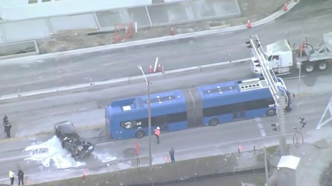 Bus, vehicle involved in crash on Orange Blossom Trail in Orlando - YouTube