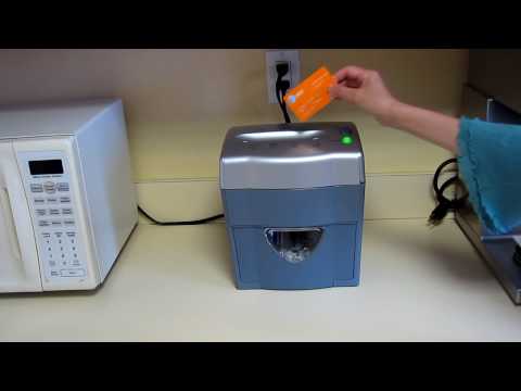 Executive EDS-102 Junk Mail & Media Shredder Demonstration