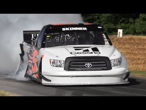 NASCAR Toyota Tundra Trucks Ripping Up Goodwood Hillclimb!!