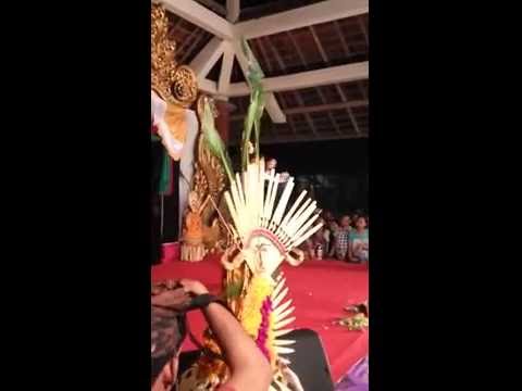 Lomba Karaoke Pop Bali (Judul Bungan Sandat) Lomba Karaoke Pop Bali (Judul Bungan Sandat)