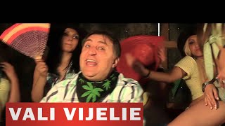 Vali Vijelie Asu Boby  Rupe Pingeaua  2014