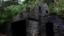 Abandoned WITCH HOUSE in the Portland Woods!