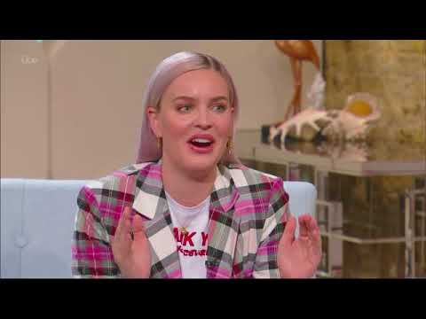 Anne Marie Interview 2002 Friends Zoe Ball On Sunday 3rd June 2018