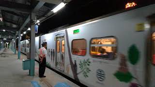 2244次區間車(里山彩繪動物列車2.0)苗栗站出站