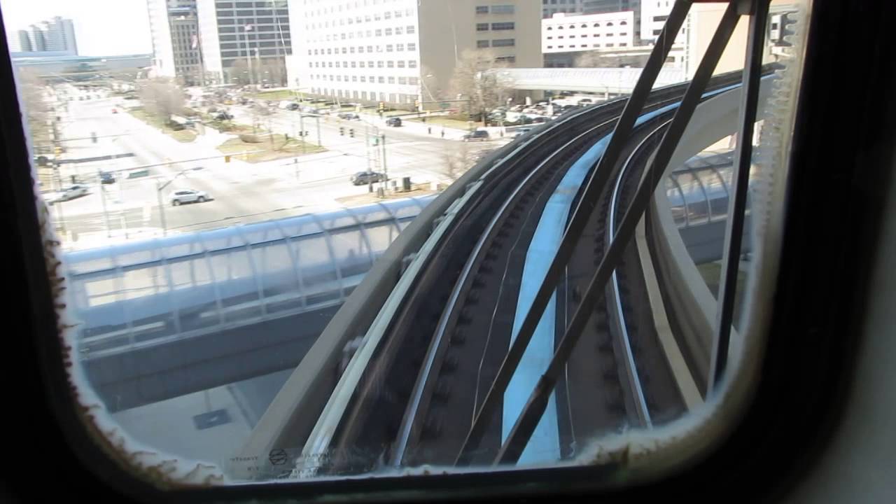 camera iphone 8 plus apk Detroit People Mover from Renaisance Center to Millinder Center