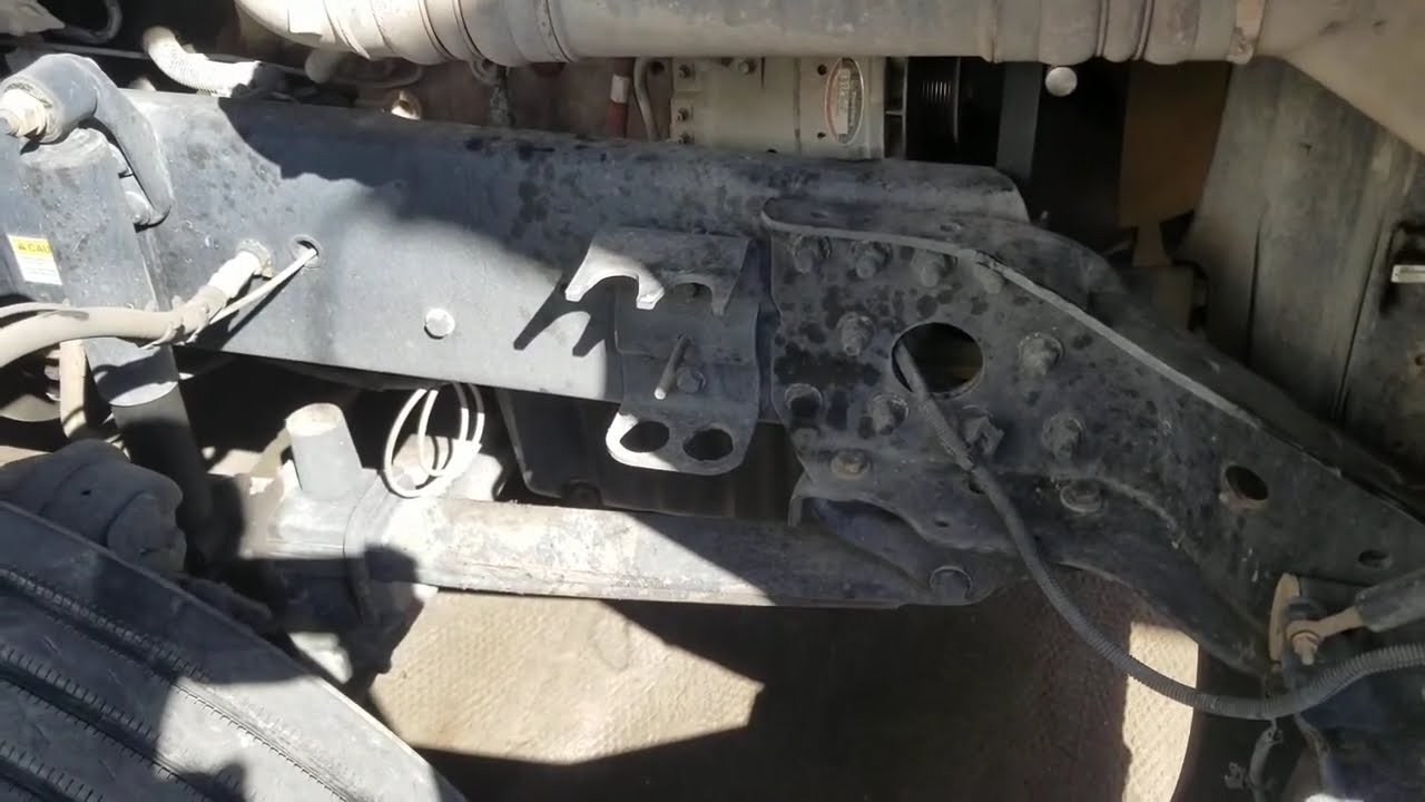 dd15 low oil pressure result, checking pulleys and accessories.