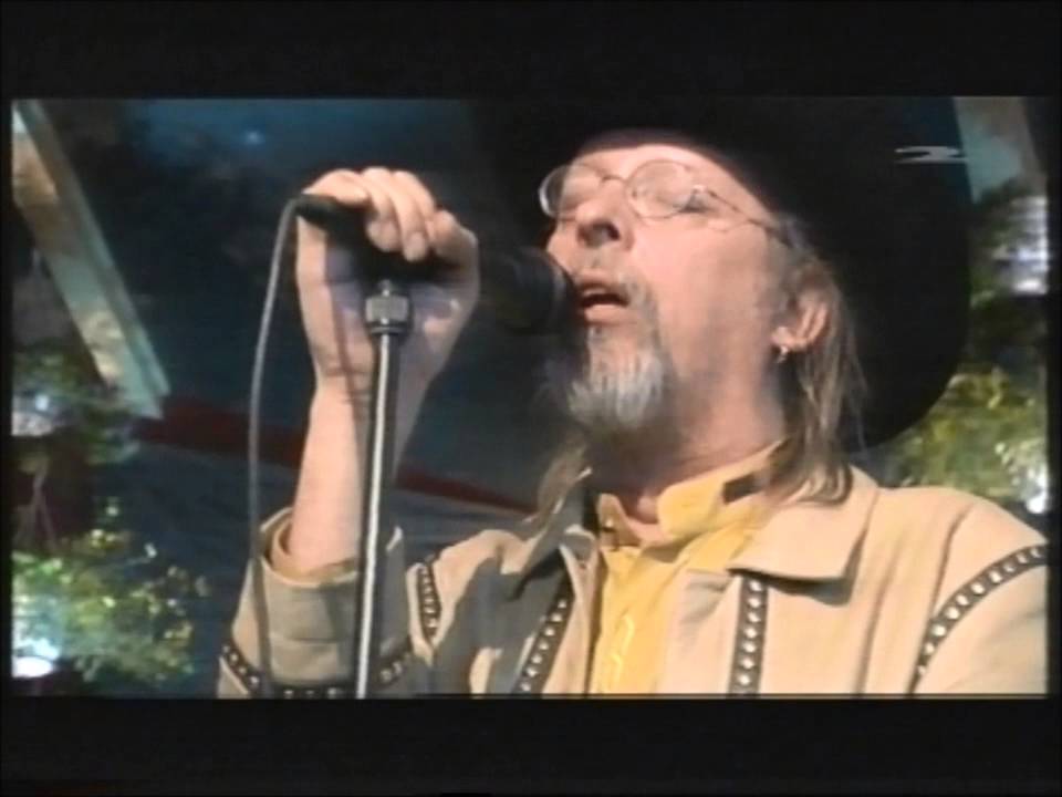 Topi Sorsakoski - Pajarinhovi, Kitee. Kaksi kitaraa, Ajomies...