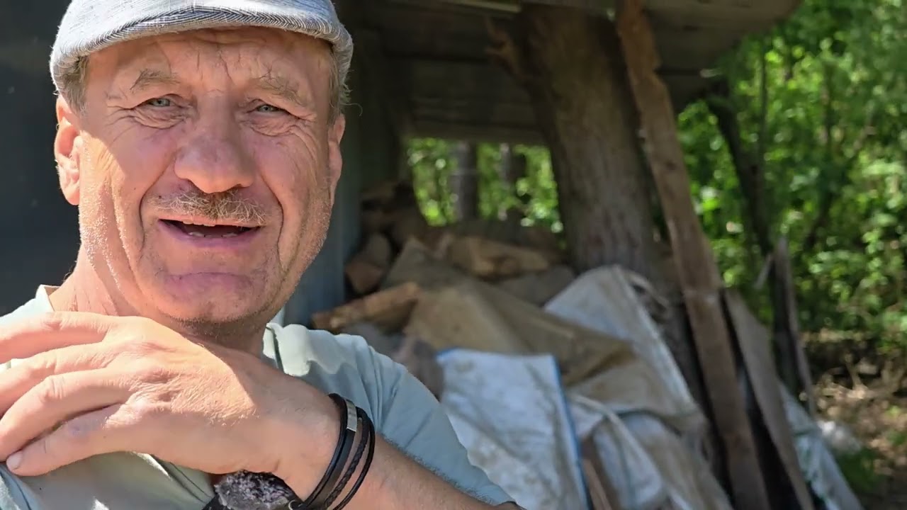 Człowiek i RZEŹBIARZ NIEPOSPOLITY