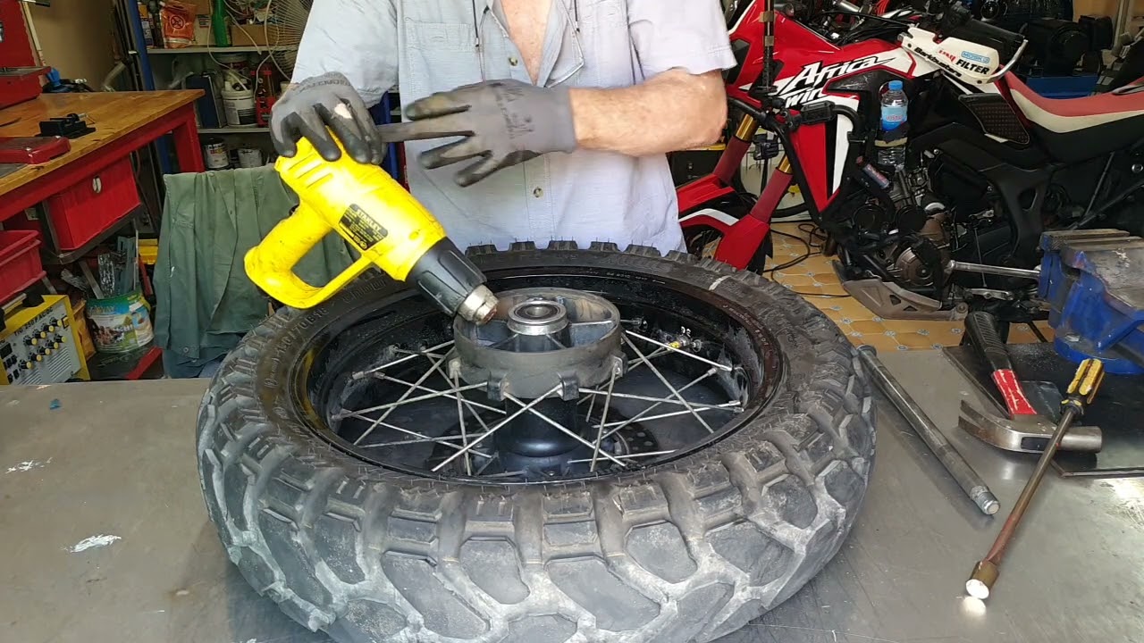 wheel bearings change CRF1000L Africa twin. YouTube