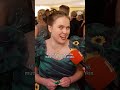 Tourette-somettaja Katariina Räikkönen Linnan juhlissa