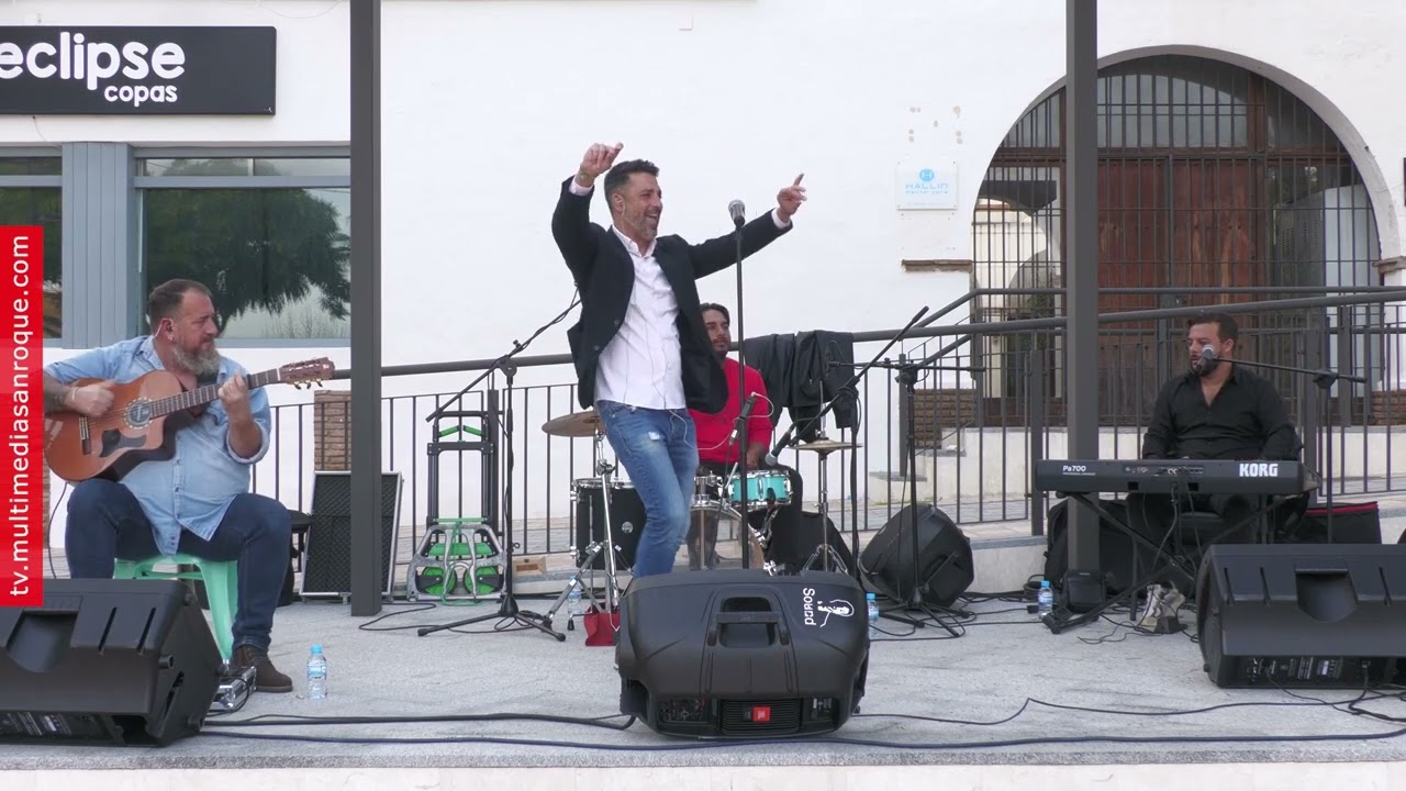 ACTUACION PIRATAS FLAMENCOS PLAZA MAYOR PUEBLO NUEVO 4 ENE 2025