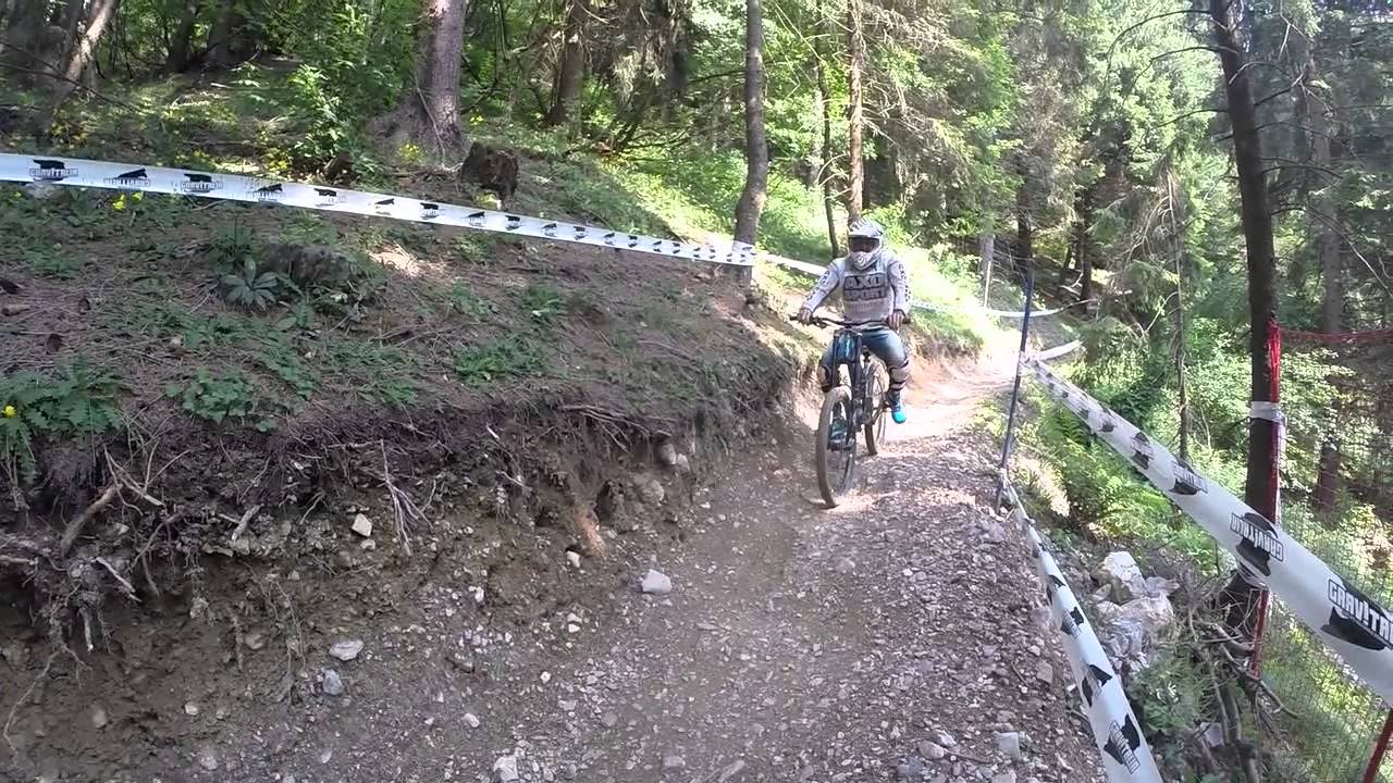Spiazzi di Gromo DownHill - YouTube