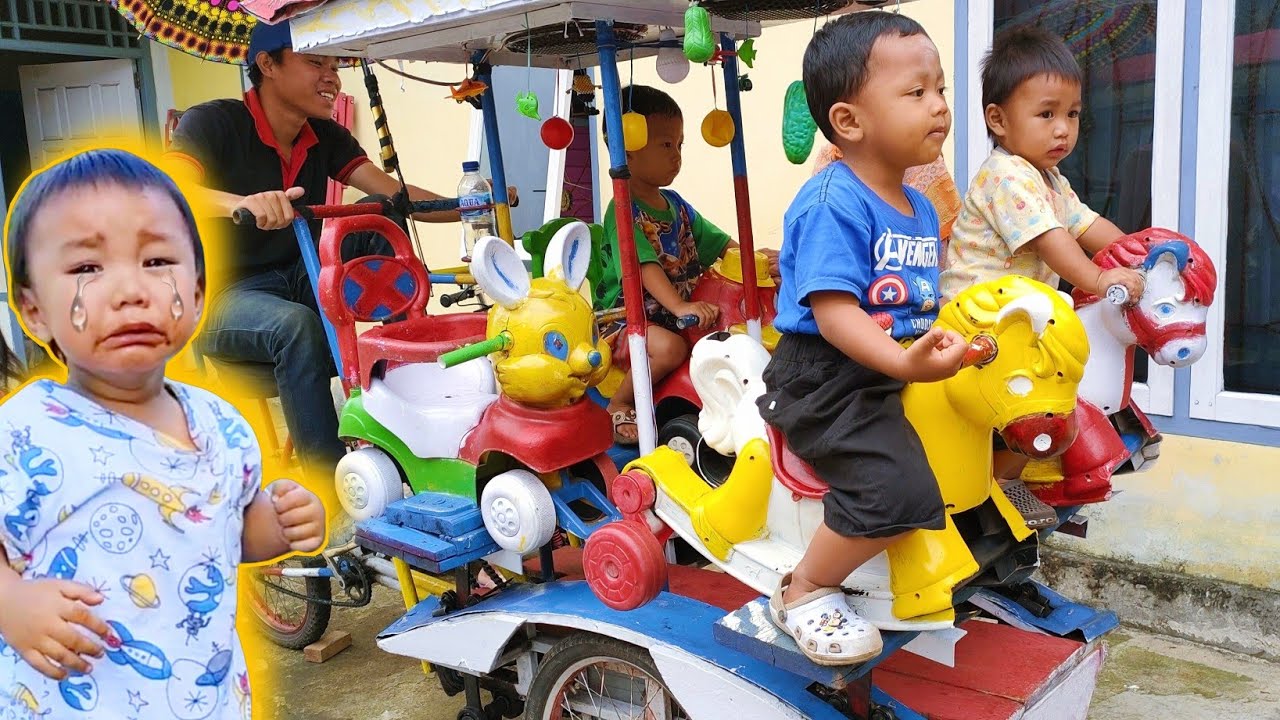 Nangis Kejer Naik Odong-odong Keliling 💞 Bayi Lucu Gak mau Berhenti Naik Odong2 💞 Balonku ada Lima
